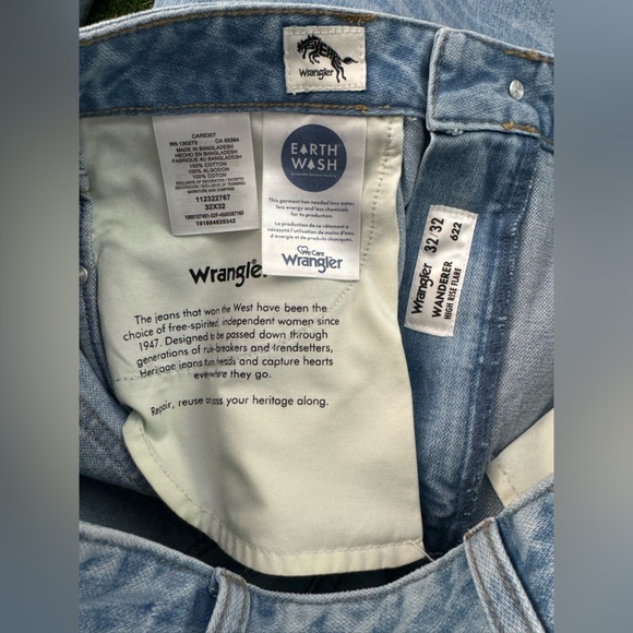 Wrangler Wanderer 622 High Rise Flare ~Wild Thing - Picture 13 of 14